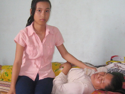Một gia đình bế tắc vì bệnh nan y