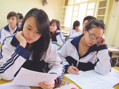 Để đổi mới giáo dục, cần chấn chỉnh tất cả những tiêu cực, thương mại hóa Ảnh: H.T