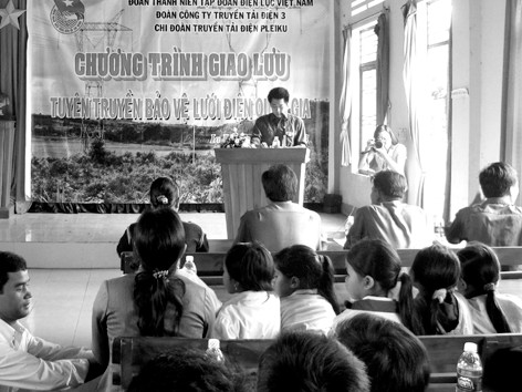 Tuổi trẻ EVN vì an toàn lưới điện