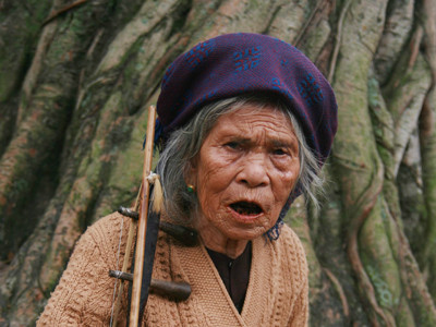 Danh hiệu nghệ nhân: Bàn lần ba vẫn chưa thông