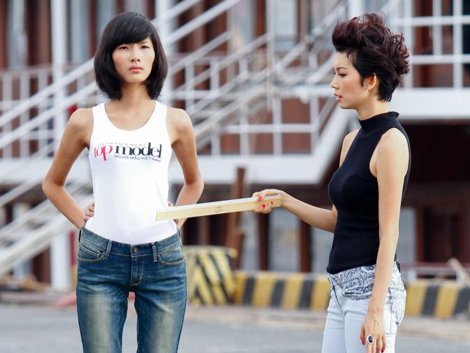 Thí sinh khóc vì bị Xuân Lan mắng ích kỷ