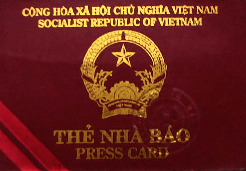 Gia hạn thẻ nhà báo