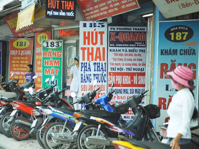 Dịch vụ nạo phá thai nở rộ ở Hà Nội Ảnh: Thái Hà