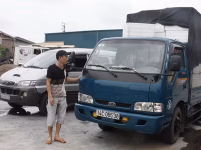 40 chủ hàng bắt đền công an Hải Dương