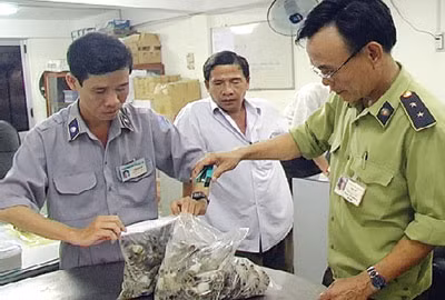 Công bố tên doanh nghiệp bơm tạp chất vào tôm