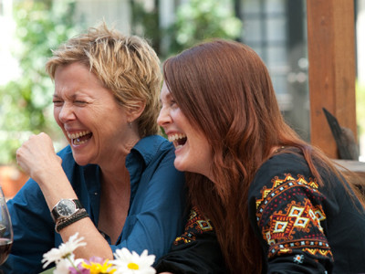 Annette Bening và Julianne Moore có vai diễn thuyết phục trong The Kids are all right