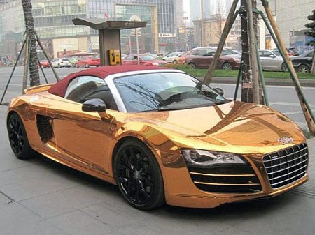 Lộ diện Audi R8 V10 Spyder mạ vàng siêu 'độc'