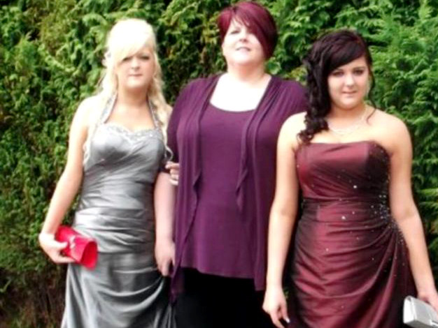 Mẹ của Sarah Natasha cho rằng bệnh viện đã bỏ qua các triệu chứng bệnh của cô