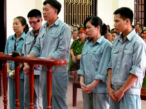 Gián tiếp khiến 13 người chết, tòa tuyên 12 năm tù