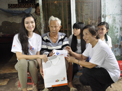 Hoa hậu Thuỳ Dung đồng hành cùng Chim Én