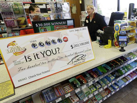 Lô xổ số độc đắc nửa tỷ USD gây sốt ở Mỹ