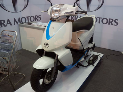 Xe máy điện Terra A4000i kết nối smartphone