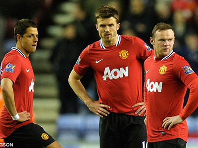 M.U bất ngờ bại trận, Man City thắng dễ dàng