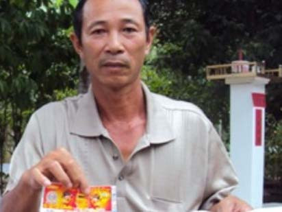 Vé số 100 triệu bị rách sẽ được trả thưởng