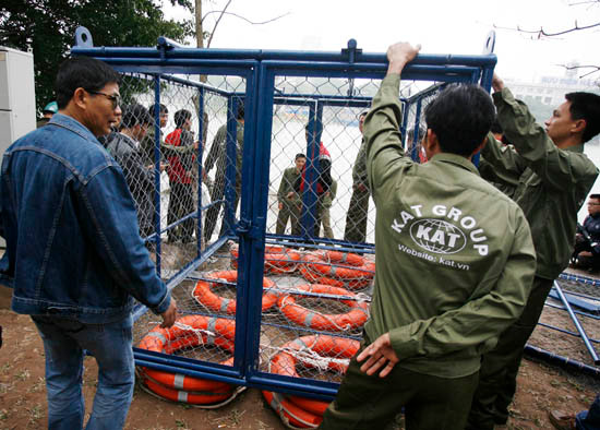 Công tác chuẩn bị cho 'cụ' Rùa vào 'bệnh viện'