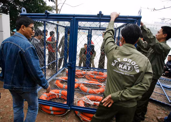 Công tác chuẩn bị cho 'cụ' Rùa vào 'bệnh viện'