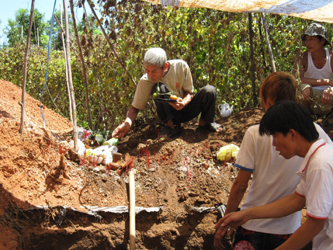 Ngân hàng CSXH không có chức năng tìm kiếm mộ liệt sĩ