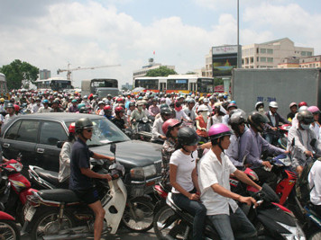 'Từ 1-7 phạt xe không chính chủ là ép dân'