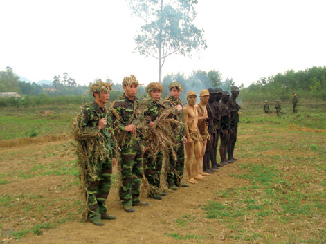 Ảnh độc đặc công Việt Nam 'xuất quỷ nhập thần'