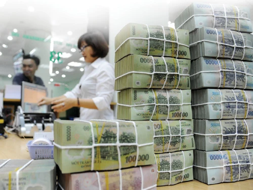 Quốc hội yêu cầu không mua xe công, giảm lễ lạt