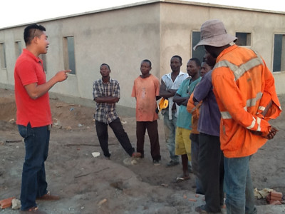 Bơ vơ 4,5 vạn người Việt tại Angola: Nhiều chuyện tế nhị, khó nói