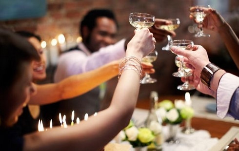 Uống rượu tại phòng karaoke, phạt 3 triệu đồng