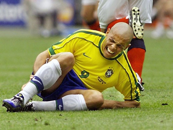 Ronaldo bán độ trước Chung kết France '98?