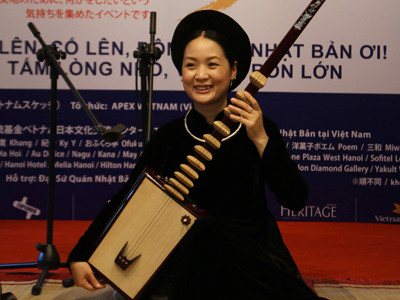 Nghệ nhân thế giới hát ca trù hằng đêm ở Hà Nội