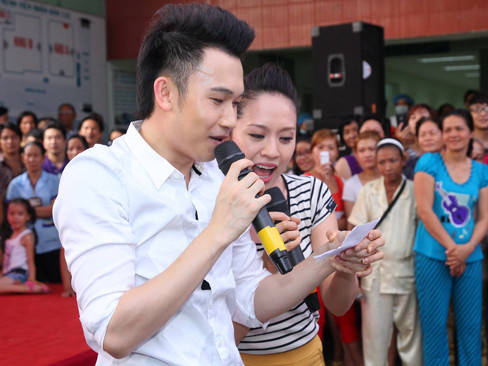 Thanh Thúy - Dương Triệu Vũ gây 'náo loạn' bệnh viện