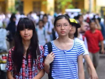 Thí sinh dự thi vào lớp 10 năm 2012
