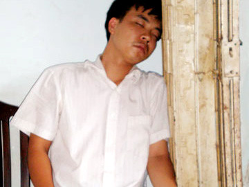 Lời khai nhận đê hèn của kẻ bệnh hoạn mặc áo blu