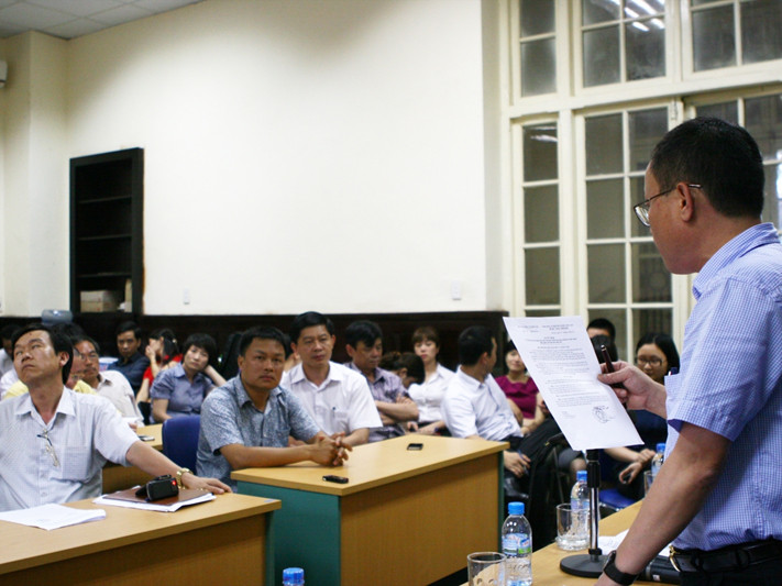 Bộ hết tiền, 'ứng viên 322' kêu cứu