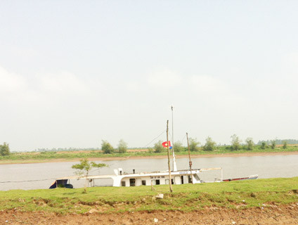 Chuyện lạ: CSGT Ninh Bình 'lấn sân' Nam Định?