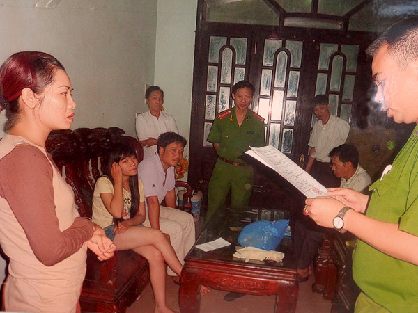 Phá đường dây mua bán 150 bánh heroin