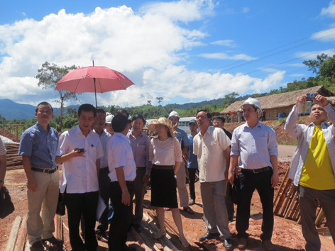 Giao ban dự án Làng Hữu nghị Thanh niên biên giới Lào – Việt