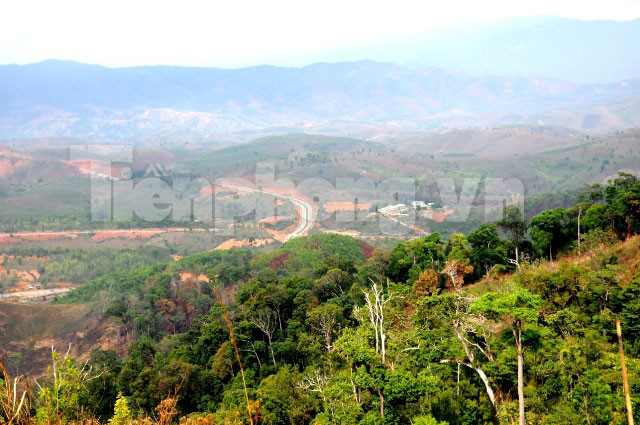 Vượt núi, băng rừng theo đường tuần tra biên giới