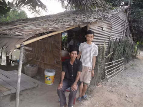 Đậu hai trường đại học từ vòng tay của nội