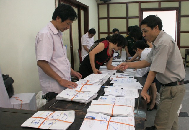 Giảm hồ sơ, bớt thí sinh ảo