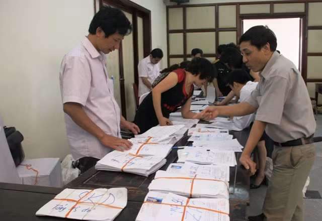 Giảm hồ sơ, bớt thí sinh ảo
