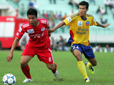 Bi kịch chân sút bạc tỷ ở V-League