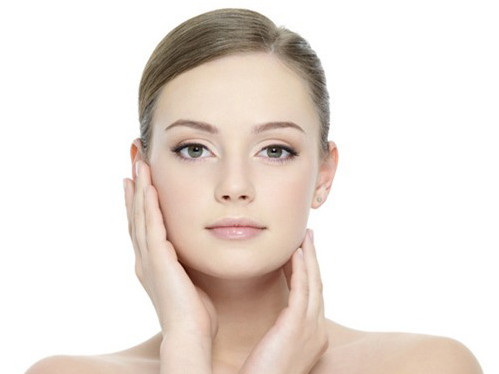 Trang điểm không bóng nhờn