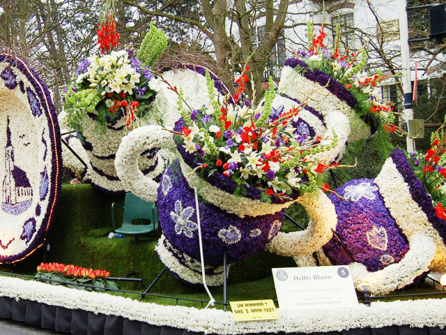 Lễ hội hoa độc đáo cho ngày sinh nữ hoàng