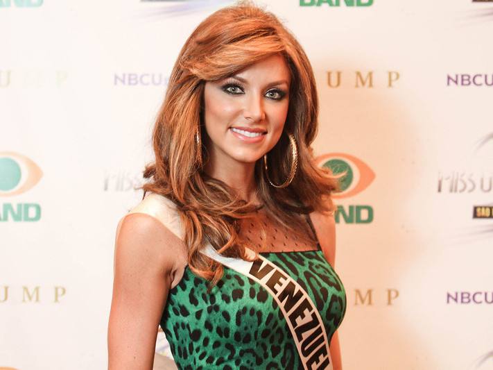 Thí sinh HH Hoàn vũ trả lời về 'nghi án' phẫu thuật