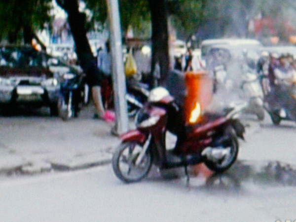 Chiếc xe bị cháy tại hiện trường