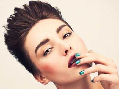 7 màu sơn móng ‘hot’ nhất năm 2013