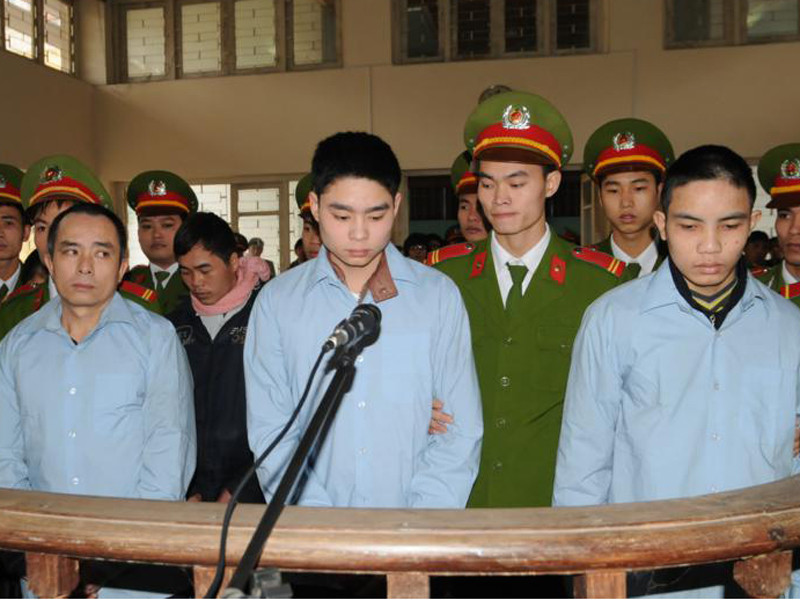 Hoãn phiên xét xử Lê Văn Luyện đến chiều