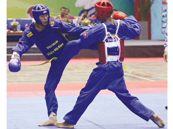 Thành tích dựa vào Vovinam, đá cầu