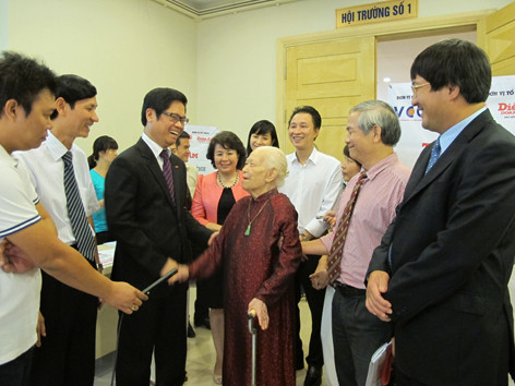 Doanh nhân Việt bàn mô hình “Gia đình quản”