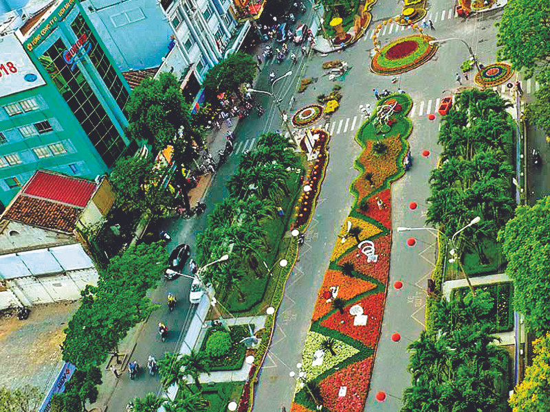 Tết Sài Gòn vắng...