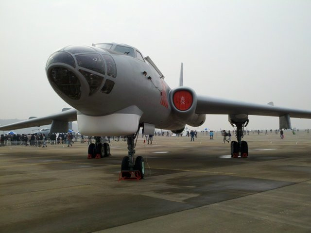 Thế giới choáng váng với chương trình chế tạo máy bay của TQ